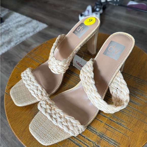 DV by Dolce Vita Women's Braided Cream Heels - Picture 2 of 2